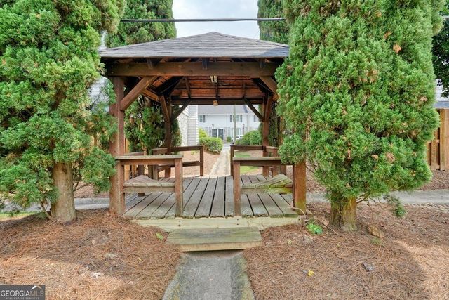 136 Peachtree Memorial Drive NW PENNSYLVANIA 8, Atlanta, GA 30309