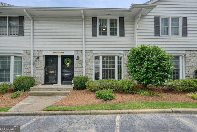 136 Peachtree Memorial Drive NW PENNSYLVANIA 8, Atlanta, GA 30309