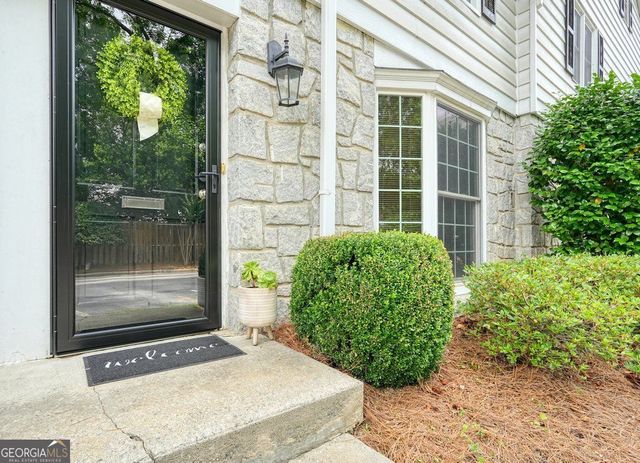 136 Peachtree Memorial Drive NW PENNSYLVANIA 8, Atlanta, GA 30309