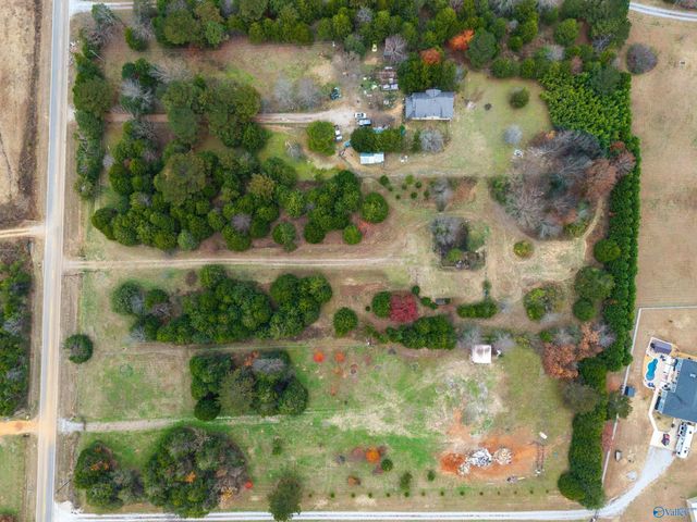 2312 Hurricane Creek Road, Gurley, AL 35748