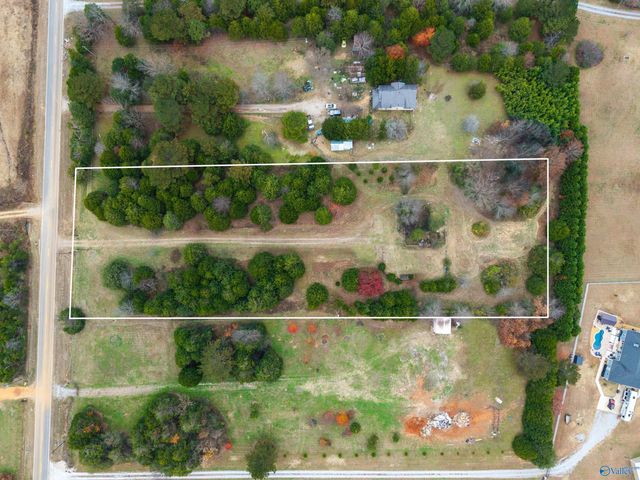 2312 Hurricane Creek Road, Gurley, AL 35748