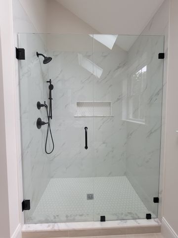 1 Kinsman Way, Foxboro, MA 02035