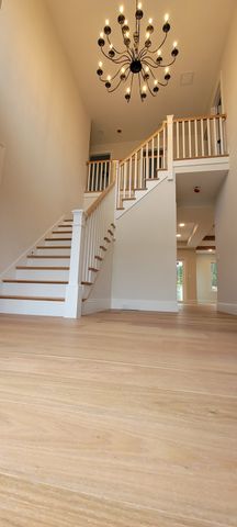 1 Kinsman Way, Foxboro, MA 02035