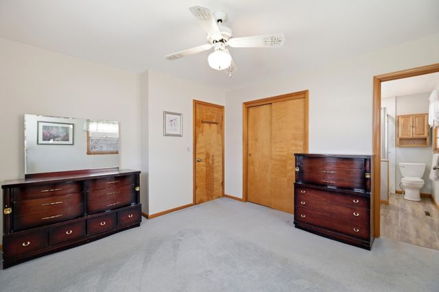 6117 Perryton St, Bel Aire, KS 67220