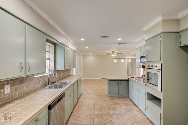 5928 Yarbrough Road, Shreveport, LA 71119