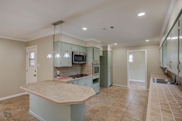 5928 Yarbrough Road, Shreveport, LA 71119