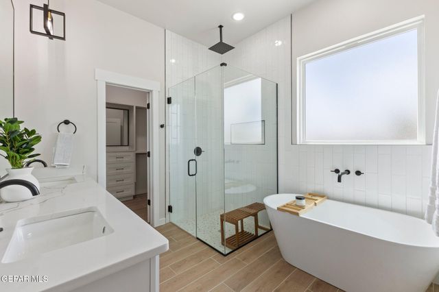 1425 DYLAN Place, El Paso, TX 79928