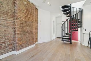 375 Baldwin Ave 3R, Jersey City, NJ 07306