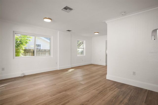 1520 20TH AVENUE N, St Petersburg, FL 33704