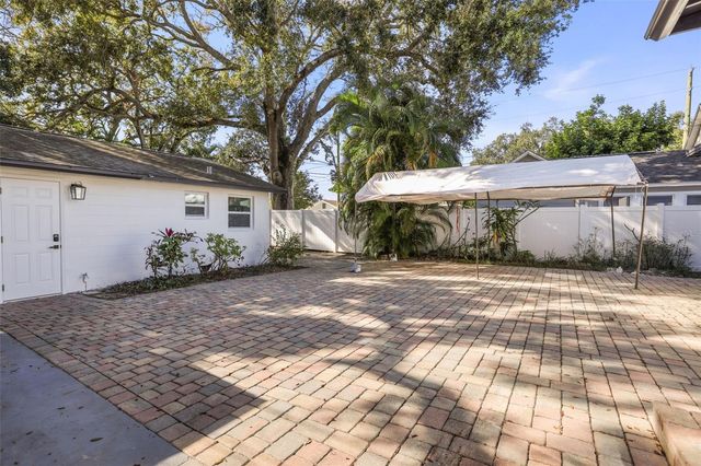 1520 20TH AVENUE N, St Petersburg, FL 33704