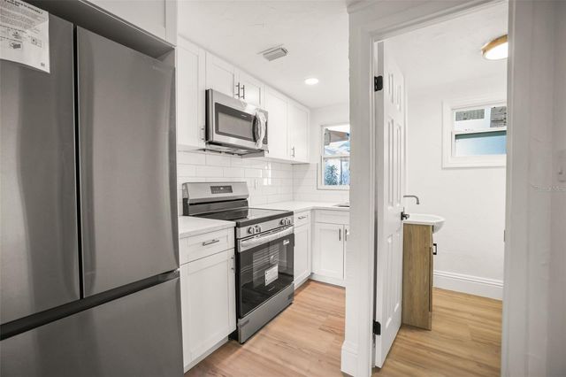 1520 20TH AVENUE N, St Petersburg, FL 33704