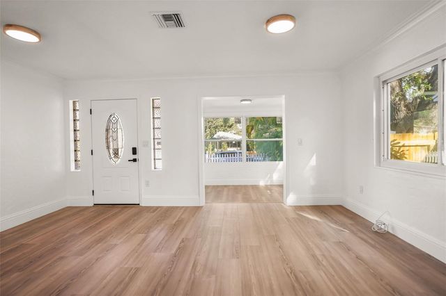 1520 20TH AVENUE N, St Petersburg, FL 33704