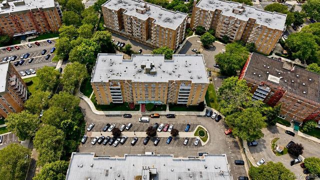 84-29 153rd Avenue 5A, Howard Beach, NY 11414