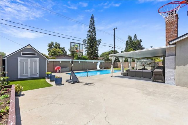 3238 W Ravenswood, Anaheim, CA 92804