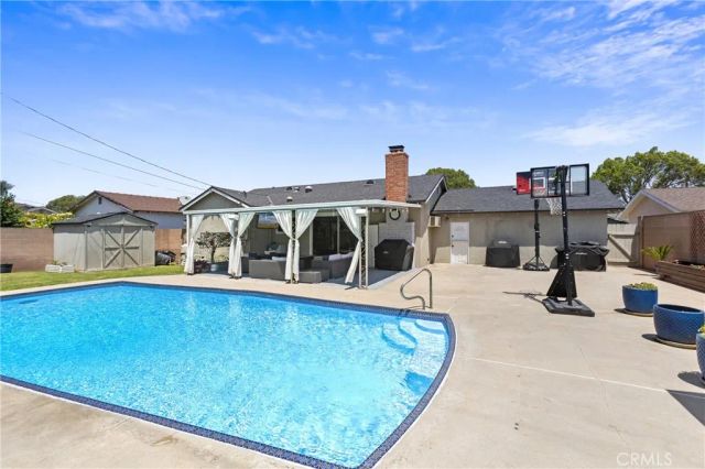 3238 W Ravenswood, Anaheim, CA 92804