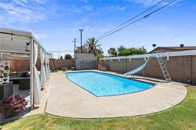 3238 W Ravenswood, Anaheim, CA 92804