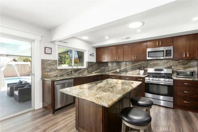3238 W Ravenswood, Anaheim, CA 92804