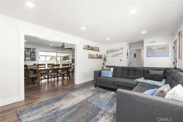 3238 W Ravenswood, Anaheim, CA 92804