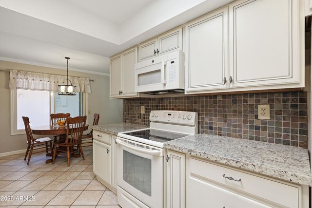 12550 W PARKWOOD Drive, Sun City West, AZ 85375