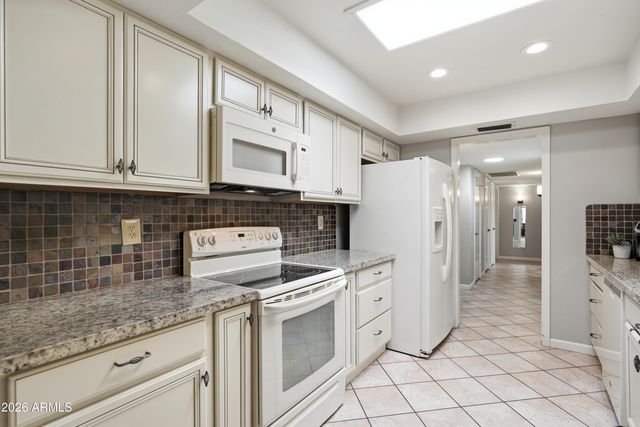 12550 W PARKWOOD Drive, Sun City West, AZ 85375