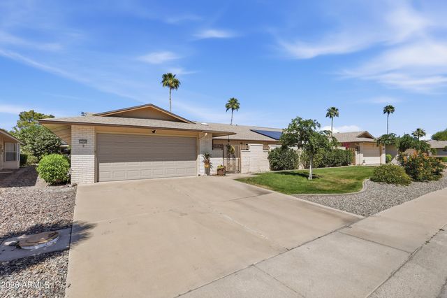 12550 W PARKWOOD Drive, Sun City West, AZ 85375