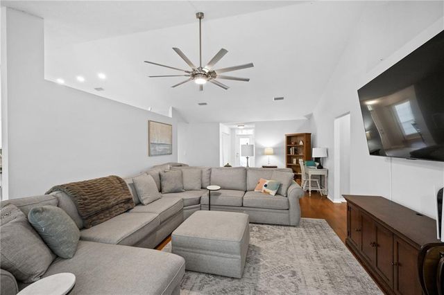 27820 Bay Branch Drive, Daphne, AL 36526