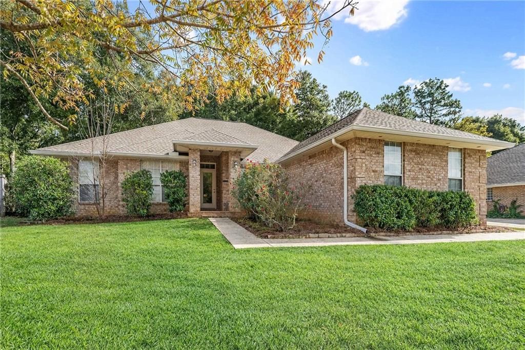 27820 Bay Branch Drive, Daphne, AL 36526