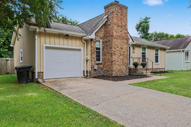 1918 Redbud Ct, Franklin, TN 37064