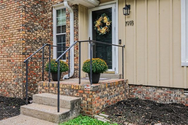1918 Redbud Ct, Franklin, TN 37064