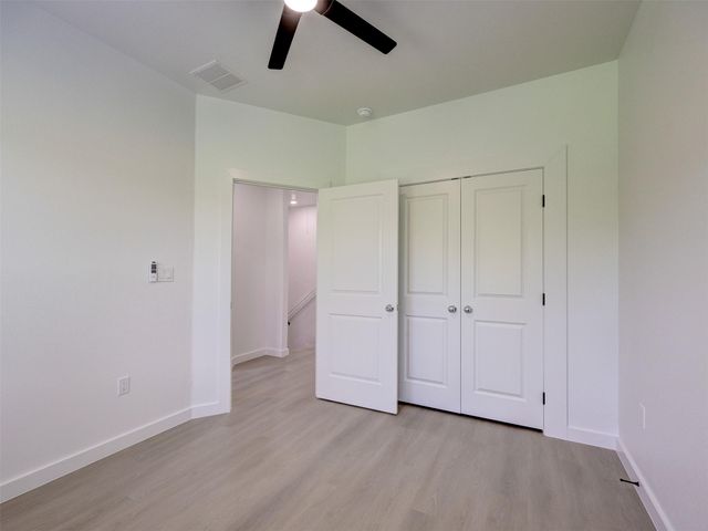230 Brown St B, Elgin, TX 78621