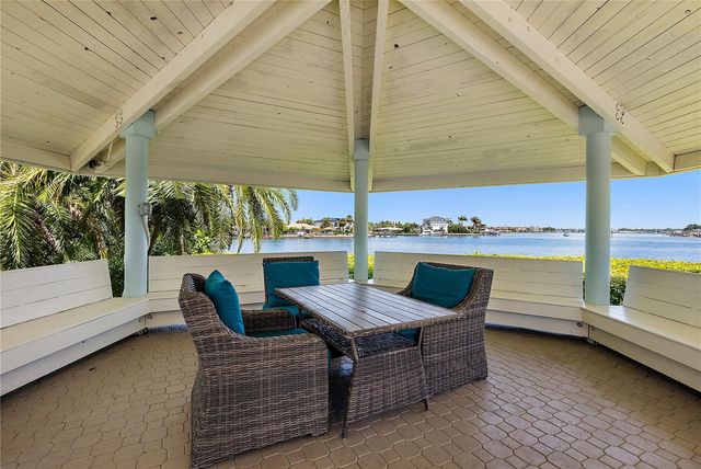 9415 BLIND PASS ROAD 905, St Pete Beach, FL 33706