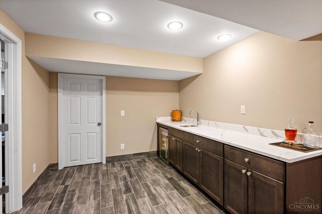 8945 Wintergreen Drive, West Chester, OH 45069