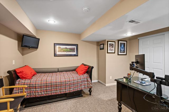 8945 Wintergreen Drive, West Chester, OH 45069