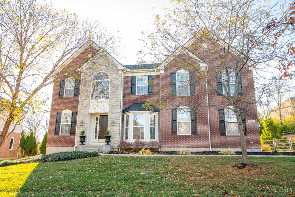 8945 Wintergreen Drive, West Chester, OH 45069
