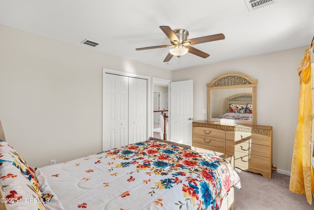 17 Heather Way, Barnegat, NJ 08005