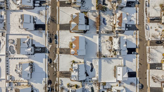 17 Heather Way, Barnegat, NJ 08005