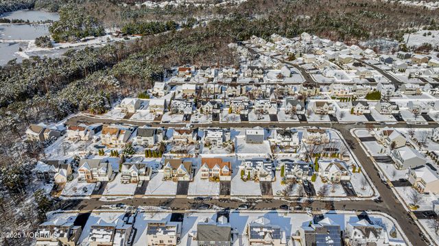 17 Heather Way, Barnegat, NJ 08005