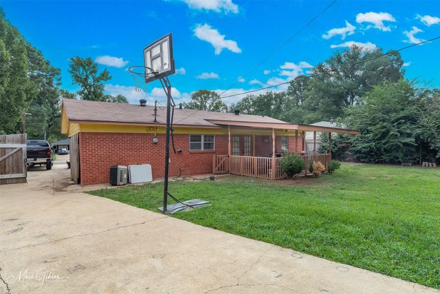 9014 Hilton Drive, Shreveport, LA 71118