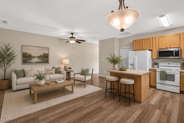 295 Plaza Drive D, Chapel Hill, NC 27517