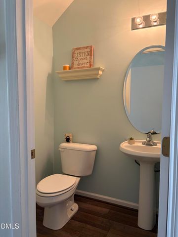 295 Plaza Drive D, Chapel Hill, NC 27517