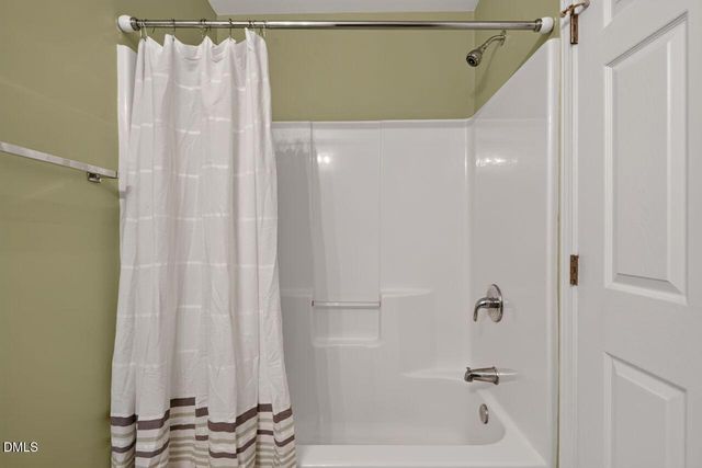 295 Plaza Drive D, Chapel Hill, NC 27517