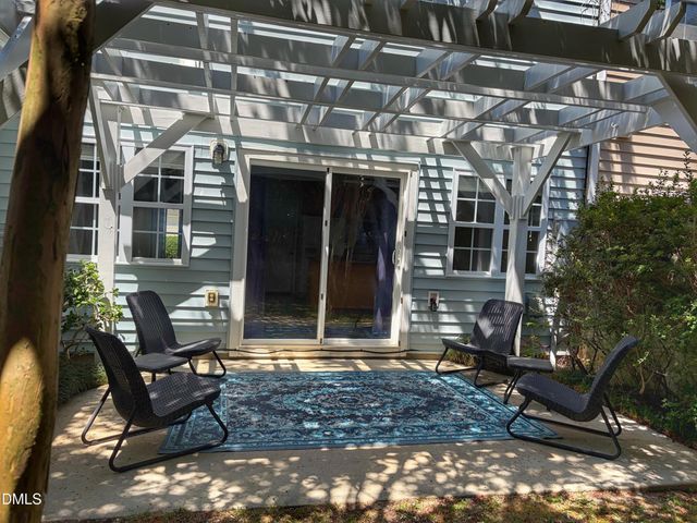 295 Plaza Drive D, Chapel Hill, NC 27517