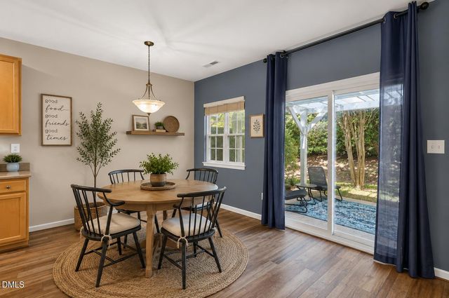 295 Plaza Drive D, Chapel Hill, NC 27517