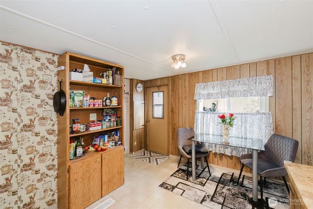 1297 SE Carl Pickle Drive, Port Orchard, WA 98366