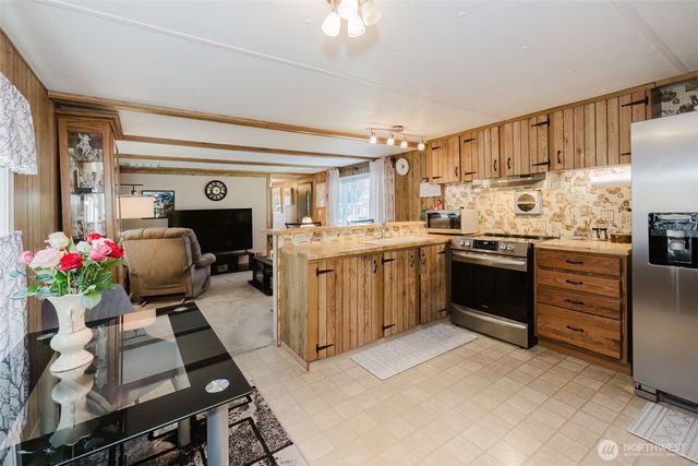 1297 SE Carl Pickle Drive, Port Orchard, WA 98366