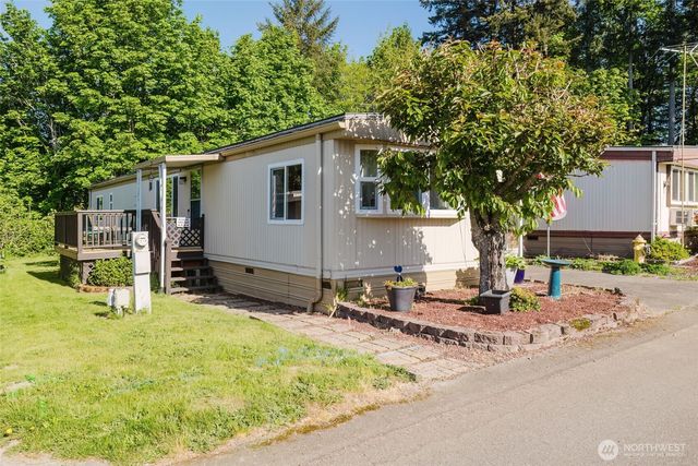 1297 SE Carl Pickle Drive, Port Orchard, WA 98366