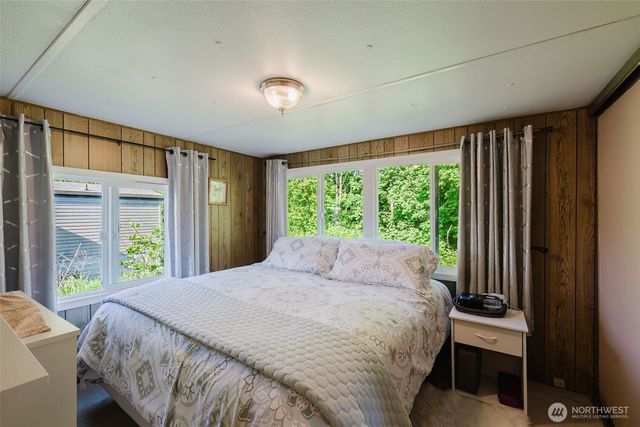 1297 SE Carl Pickle Drive, Port Orchard, WA 98366