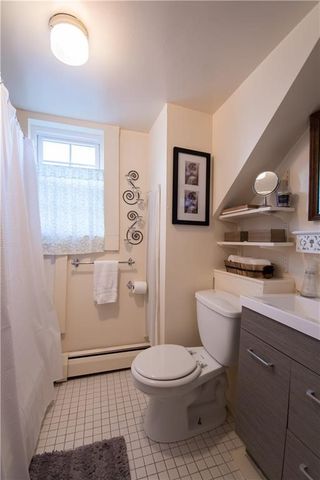 12 Washington Street 2, Bristol, RI 02809