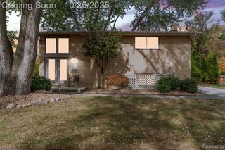31126 Grennada Street, Livonia, MI 48154