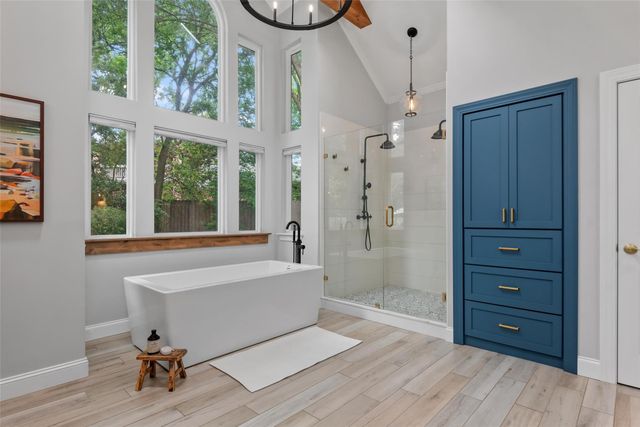 5710 Redwood River Drive, Kingwood, TX 77345